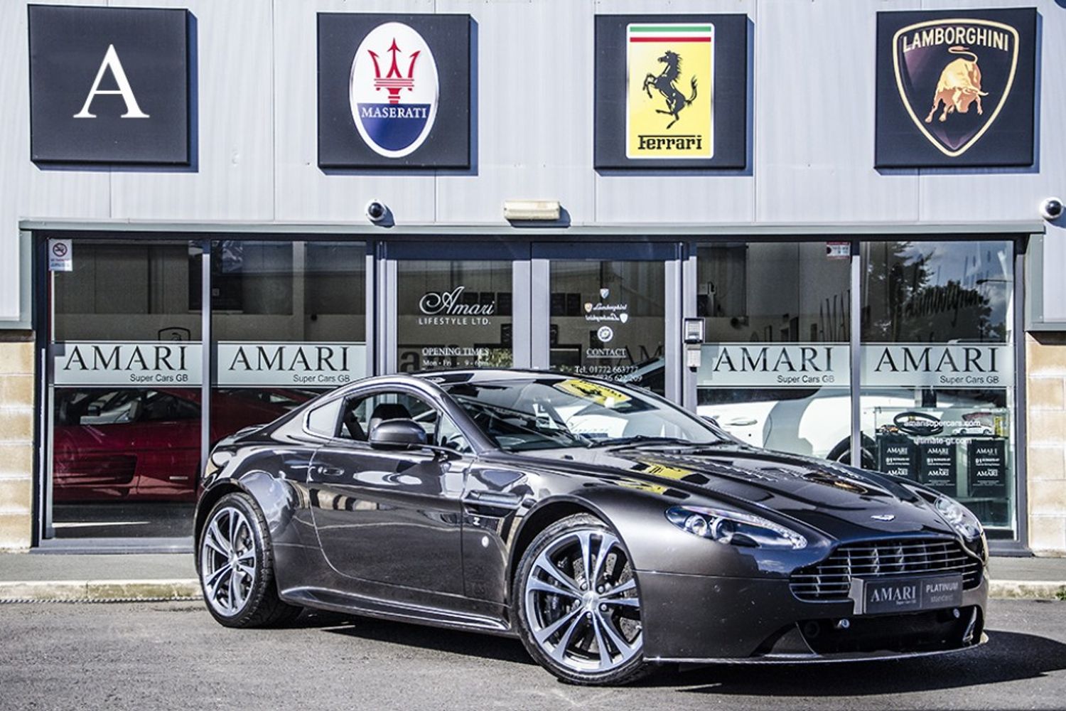 ASTON MARTIN V12 VANTAGE COUPE SPECIAL EDITIONS 2dr