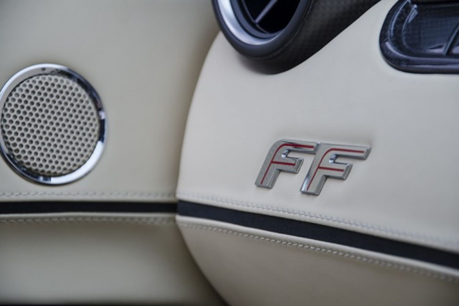 FERRARI FF COUPE 2dr Auto