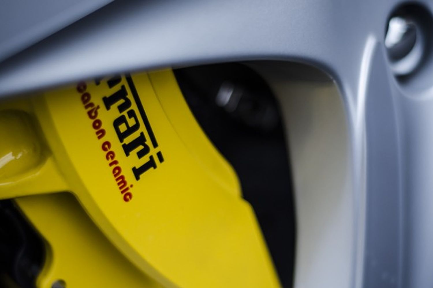 FERRARI FF COUPE 2dr Auto