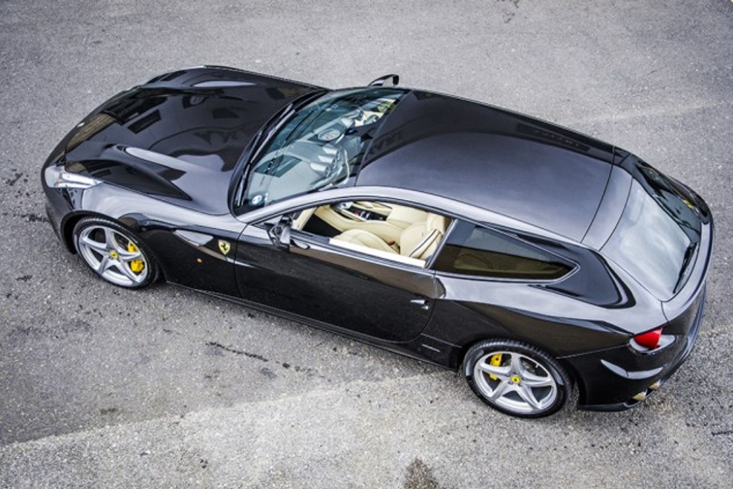 FERRARI FF COUPE 2dr Auto