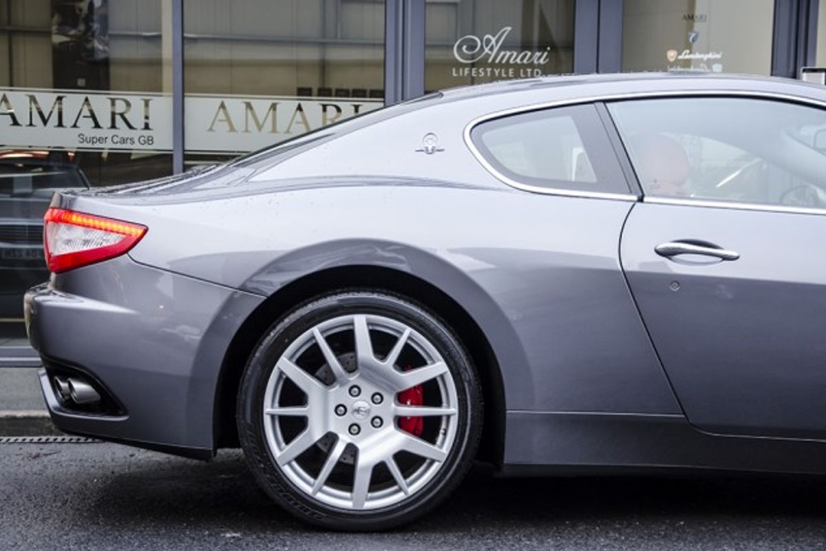 MASERATI GRANTURISMO COUPE V8 Auto
