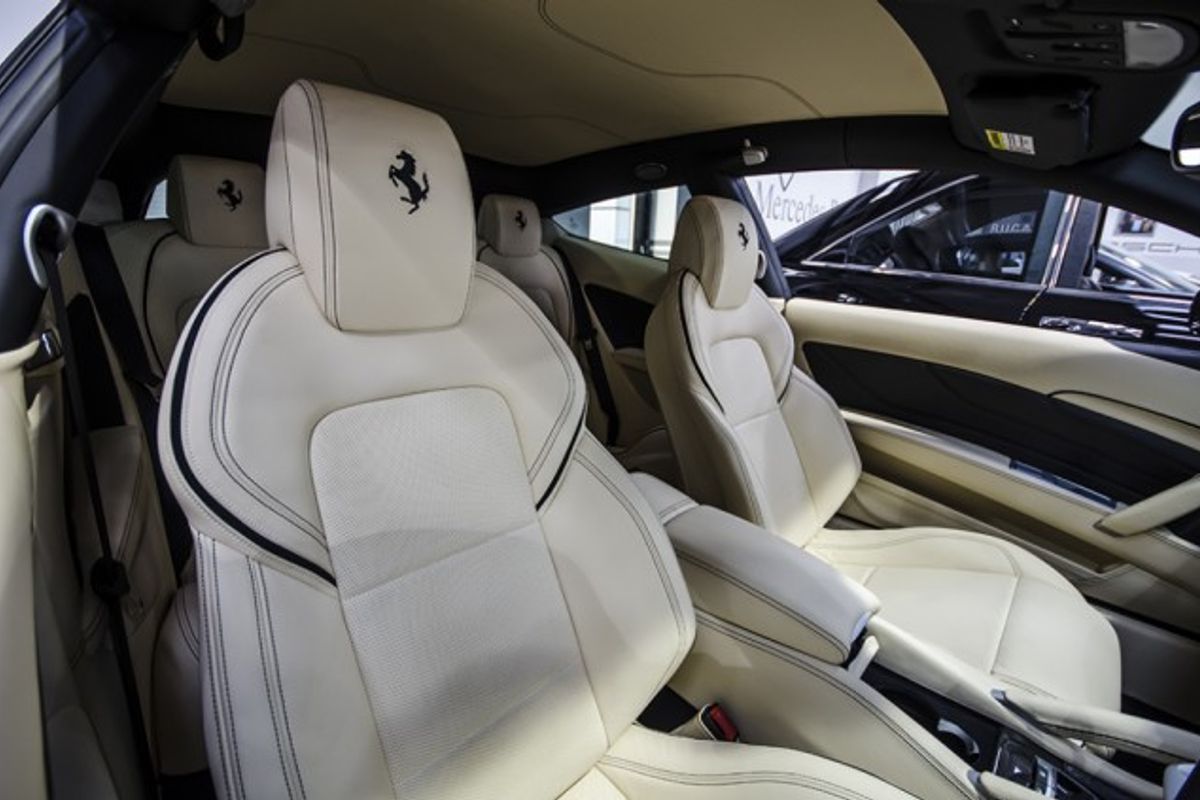 FERRARI FF COUPE 2dr Auto