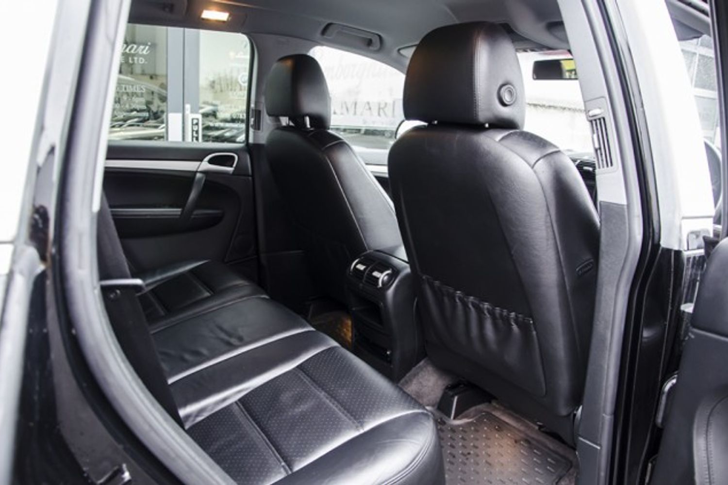 PORSCHE CAYENNE ESTATE 5dr Tiptronic S