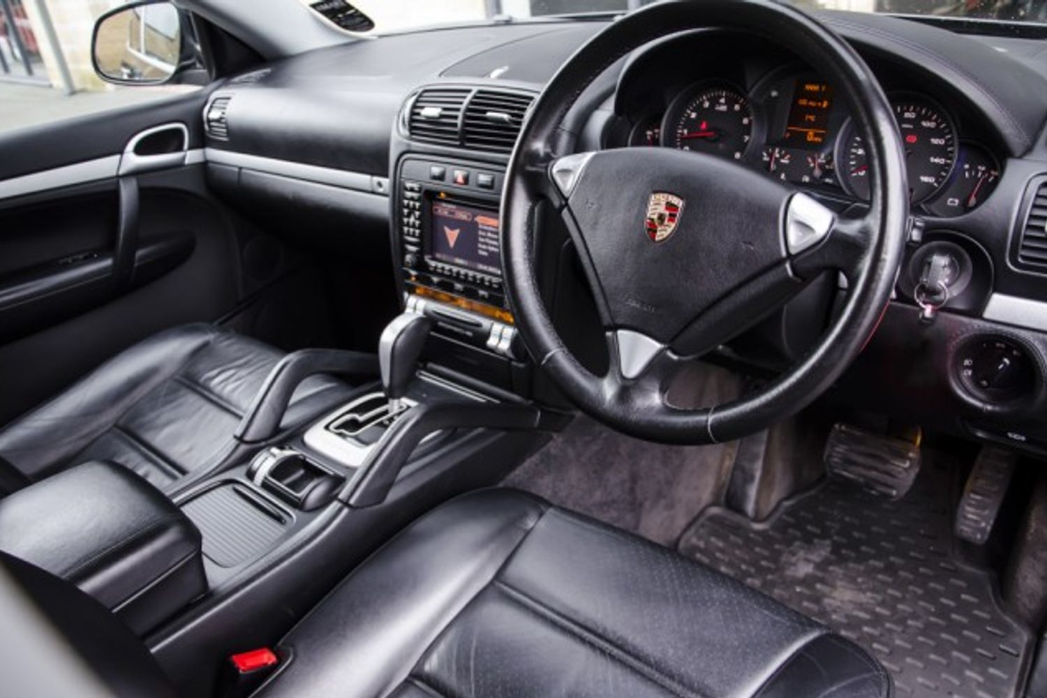 PORSCHE CAYENNE ESTATE 5dr Tiptronic S