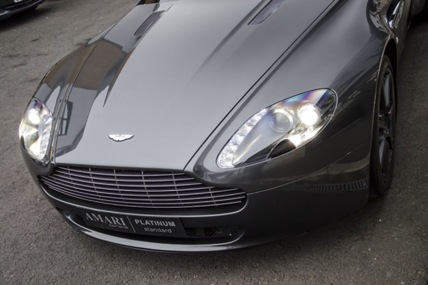 ASTON MARTIN V8 VANTAGE COUPE 2dr