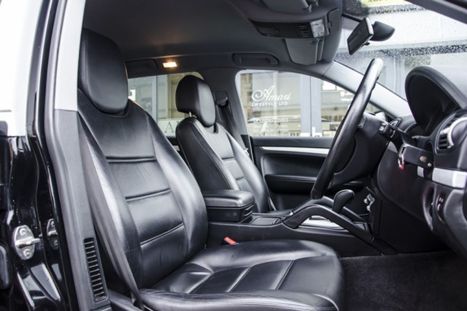 PORSCHE CAYENNE ESTATE 5dr Tiptronic S