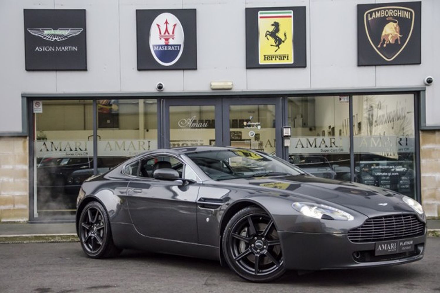 ASTON MARTIN V8 VANTAGE COUPE 2dr