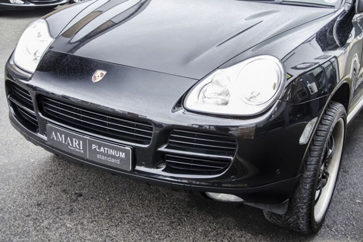 PORSCHE CAYENNE ESTATE 5dr Tiptronic S