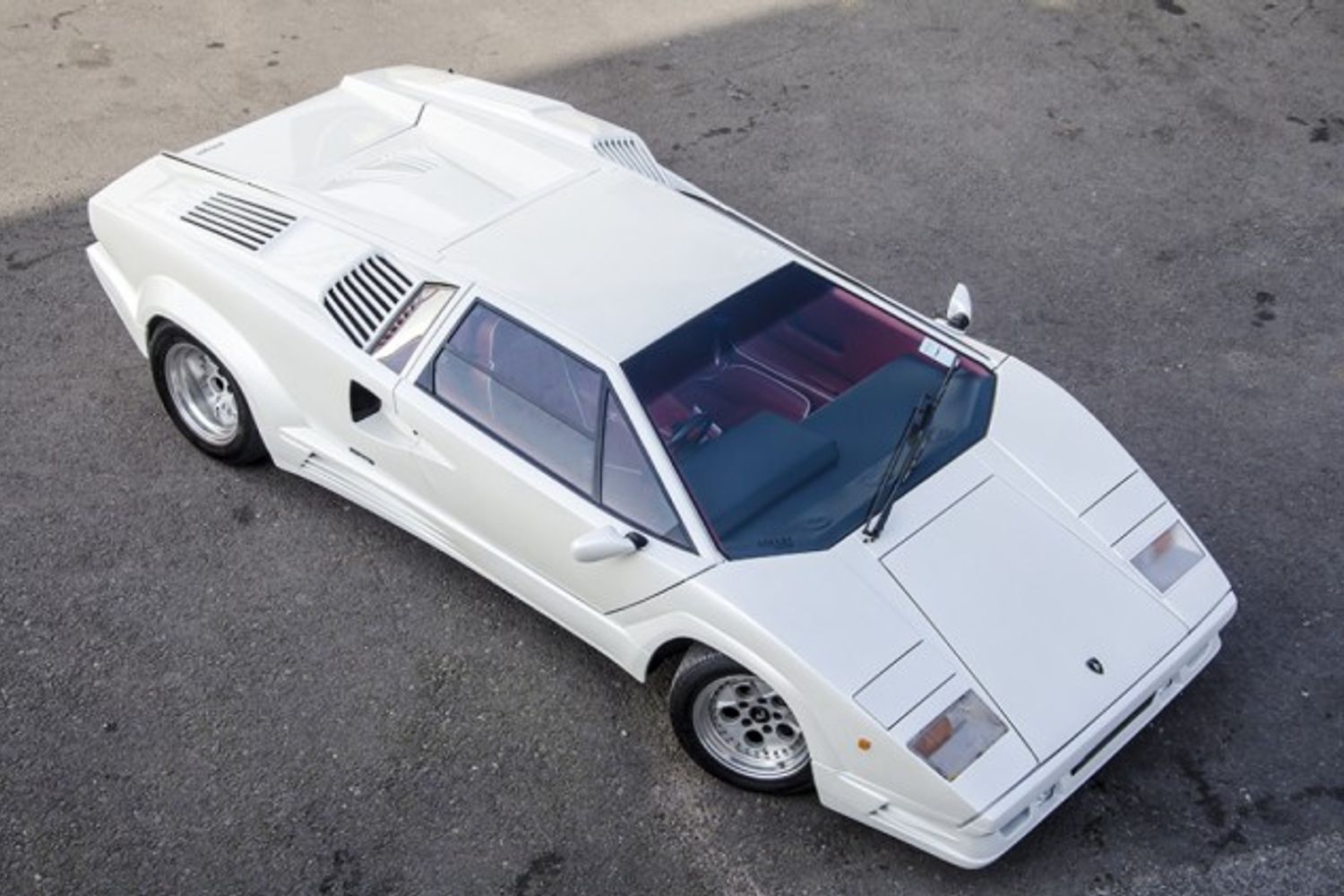 LAMBORGHINI Countach 25th Anniversary