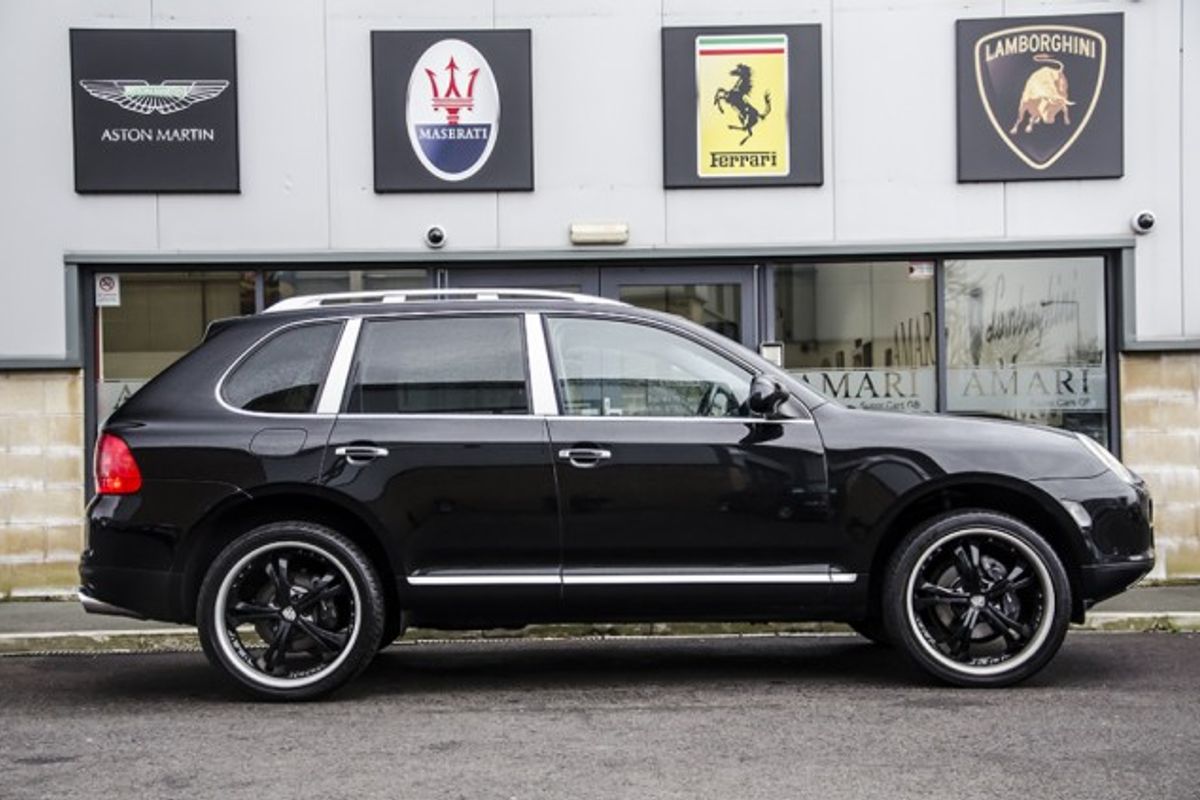 PORSCHE CAYENNE ESTATE 5dr Tiptronic S