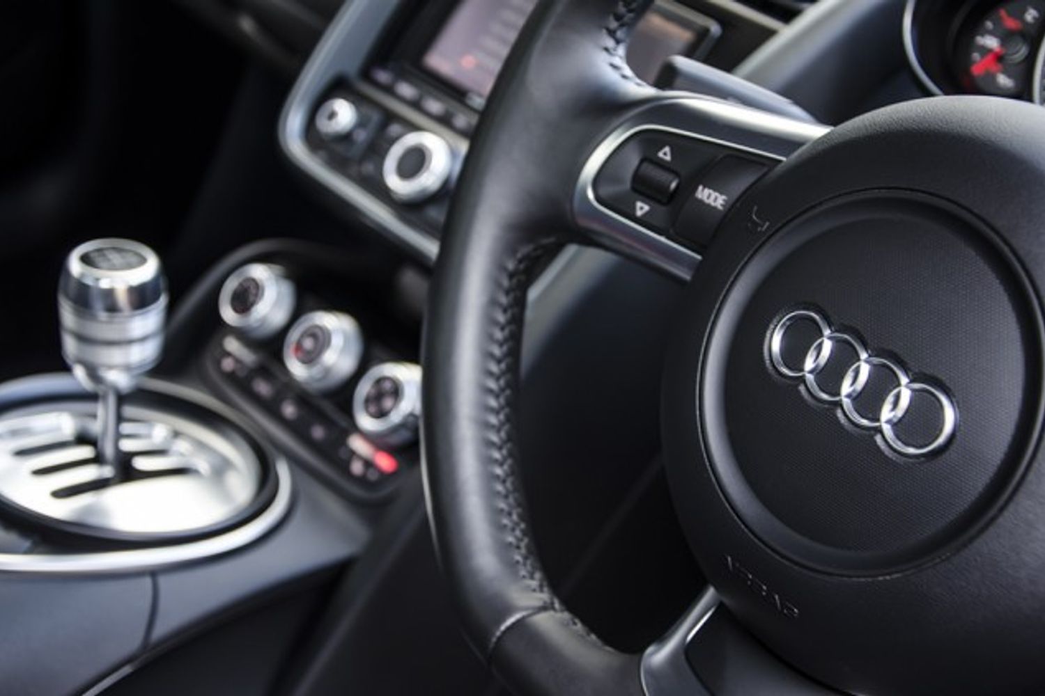 AUDI R8 COUPE 4.2 FSI Quattro