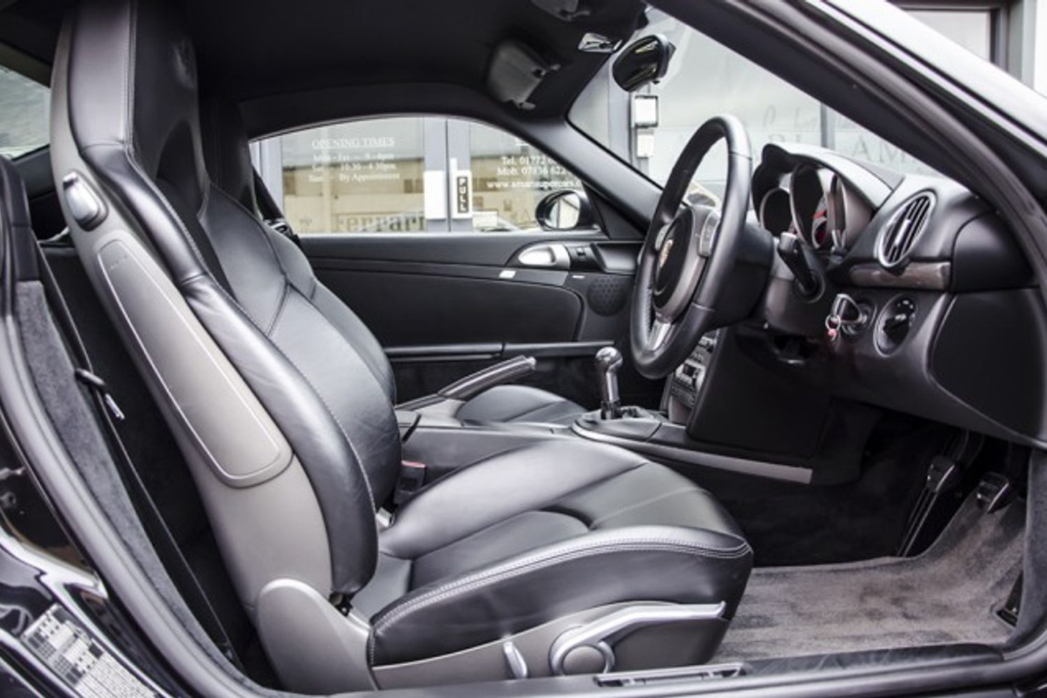 PORSCHE CAYMAN COUPE 3.4 S