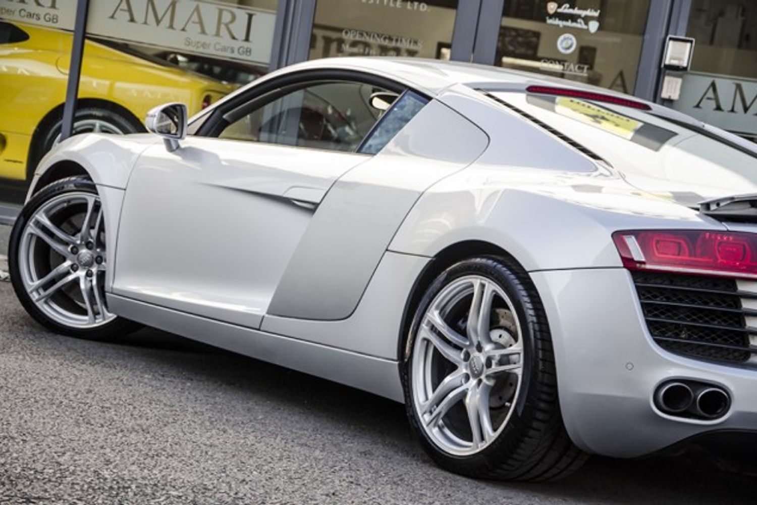 AUDI R8 COUPE 4.2 FSI Quattro