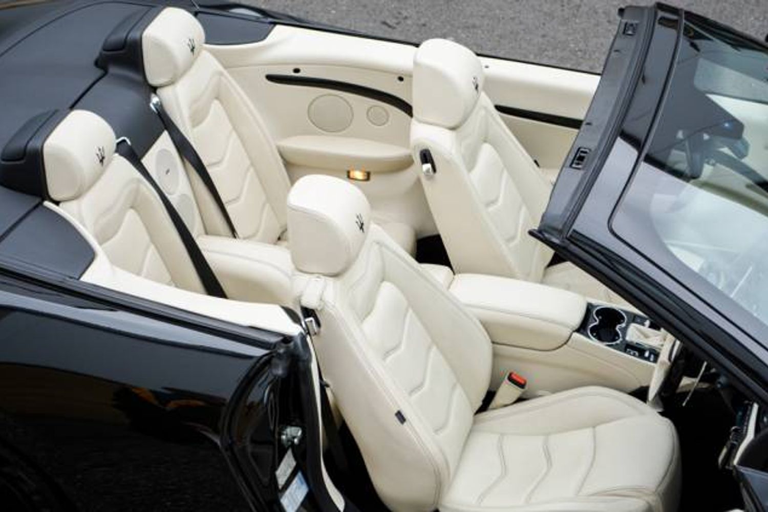 MASERATI GRANCABRIO CONVERTIBLE V8 Sport MC Shift