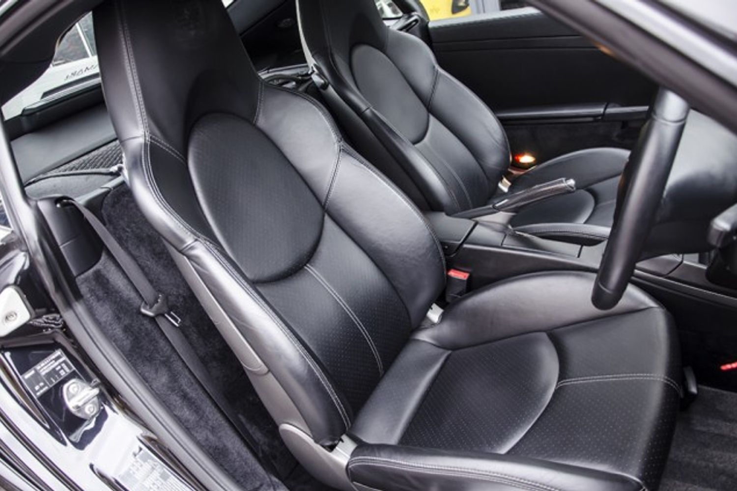 PORSCHE CAYMAN COUPE 3.4 S