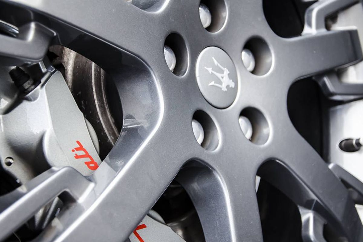 MASERATI GRANTURISMO COUPE V8 S MC Shift