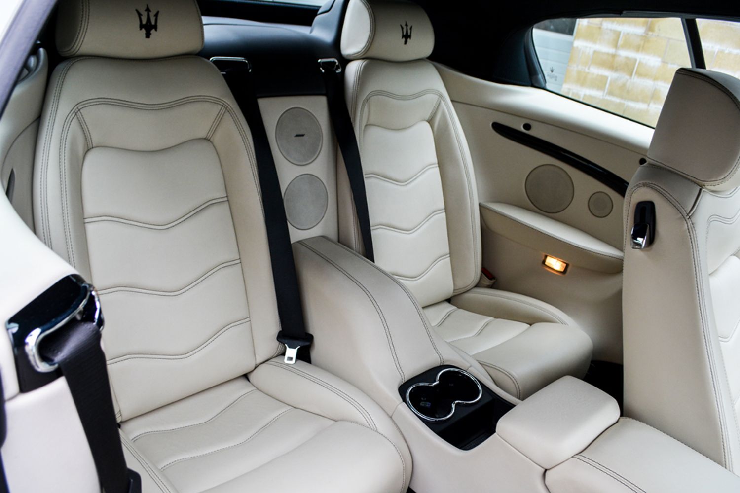 MASERATI GRANCABRIO CONVERTIBLE V8 Sport MC Shift
