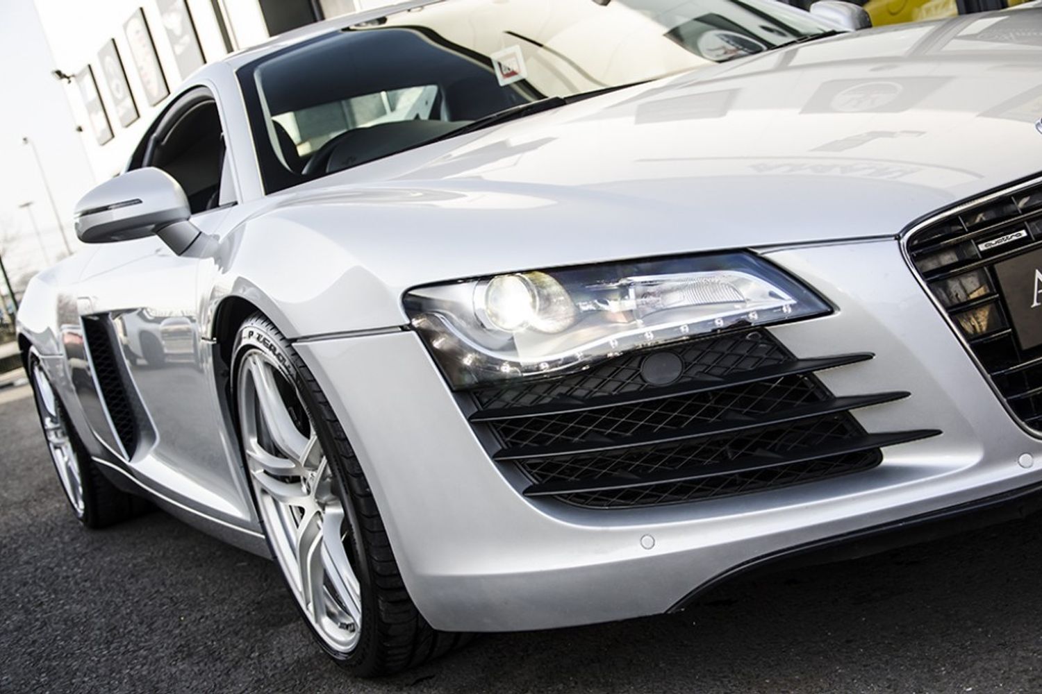 AUDI R8 COUPE 4.2 FSI Quattro