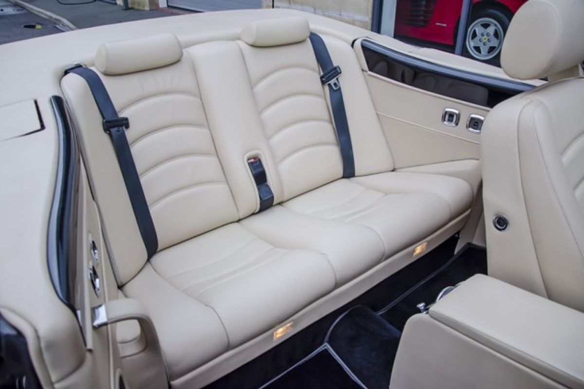 BENTLEY Azure Mulliner Wide Body