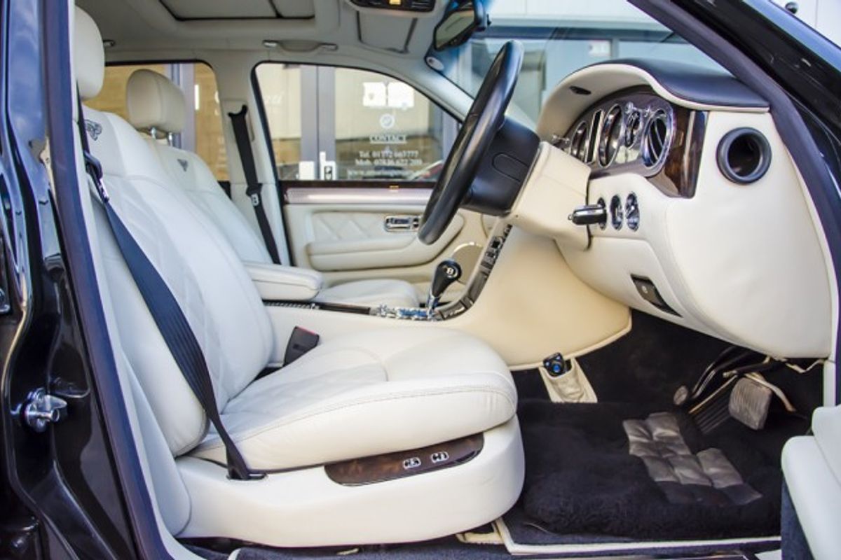 BENTLEY ARNAGE SALOON Arnage T Auto
