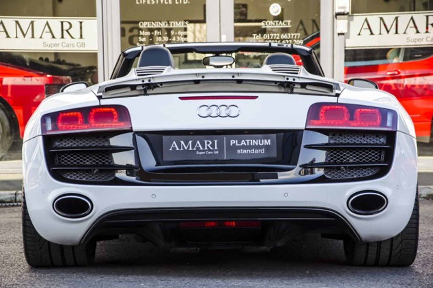 AUDI R8 SPYDER 5.2 FSI Quattro