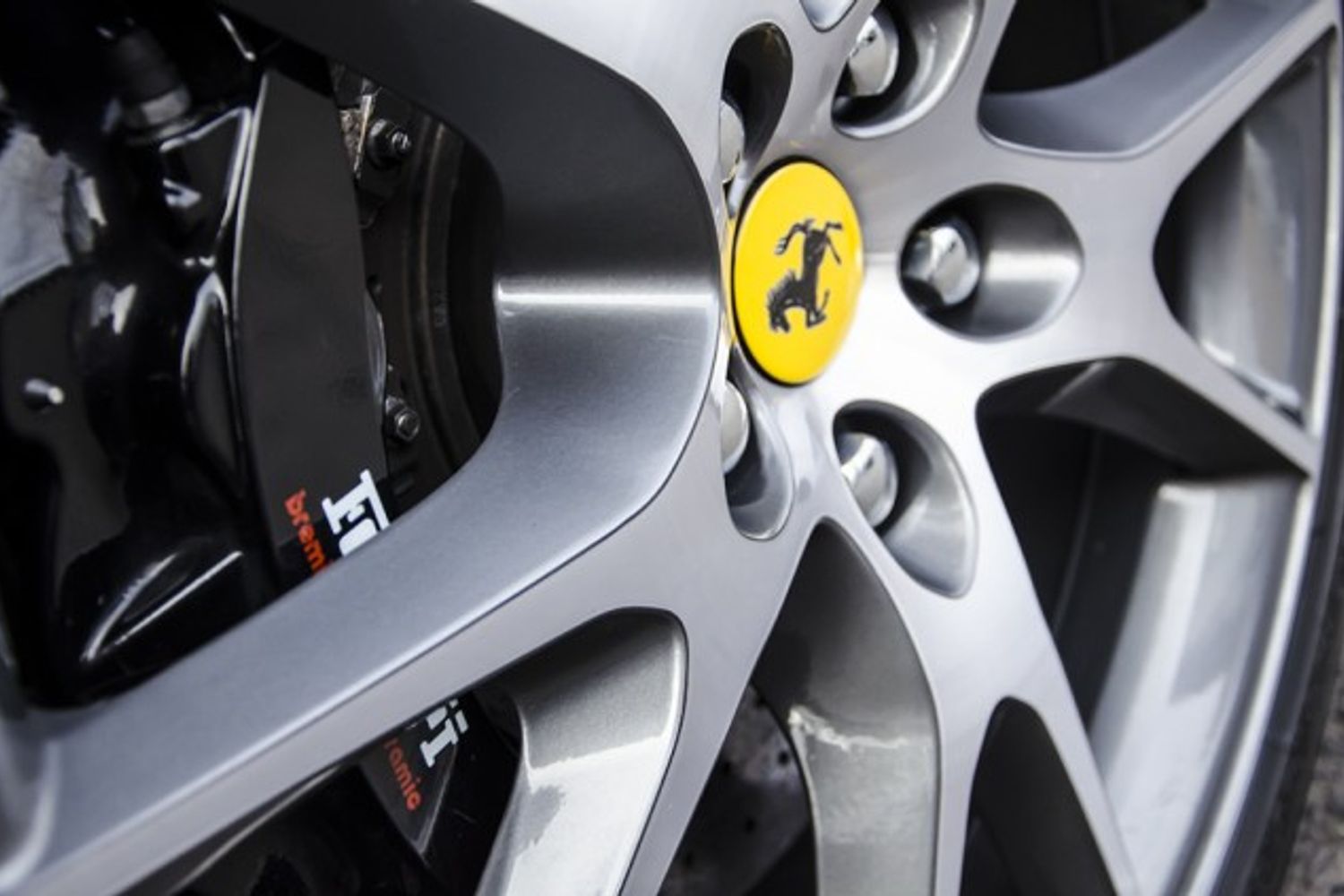 FERRARI CALIFORNIA CONVERTIBLE 2+ F1