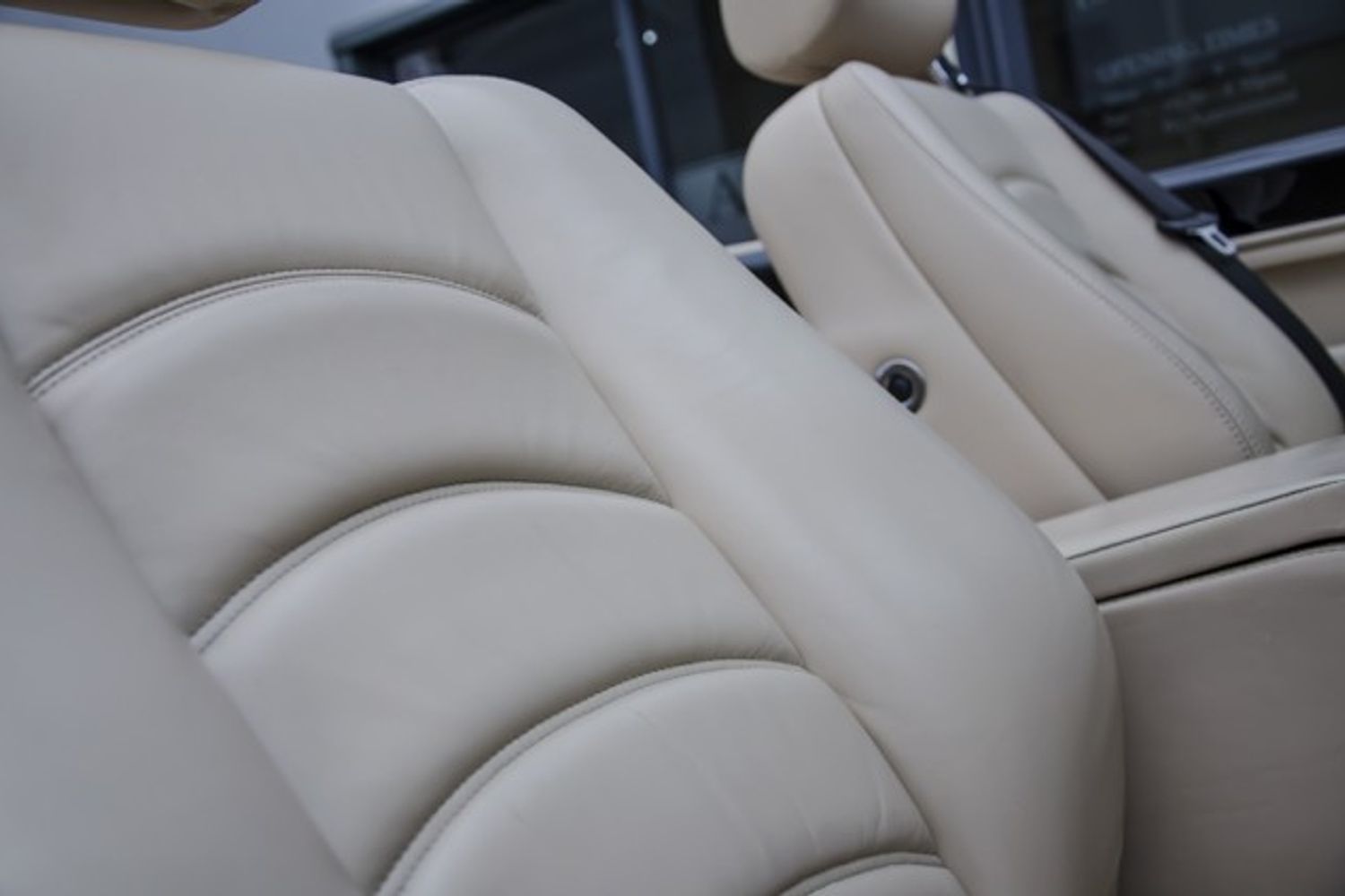 BENTLEY Azure Mulliner Wide Body