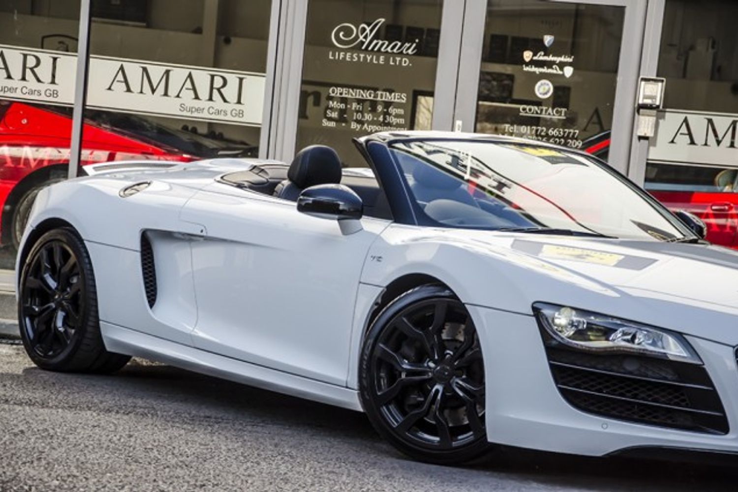 AUDI R8 SPYDER 5.2 FSI Quattro