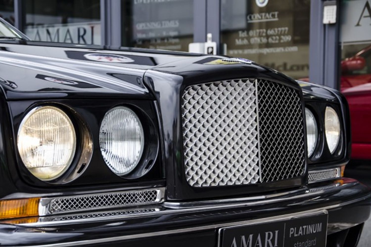 BENTLEY Azure Mulliner Wide Body