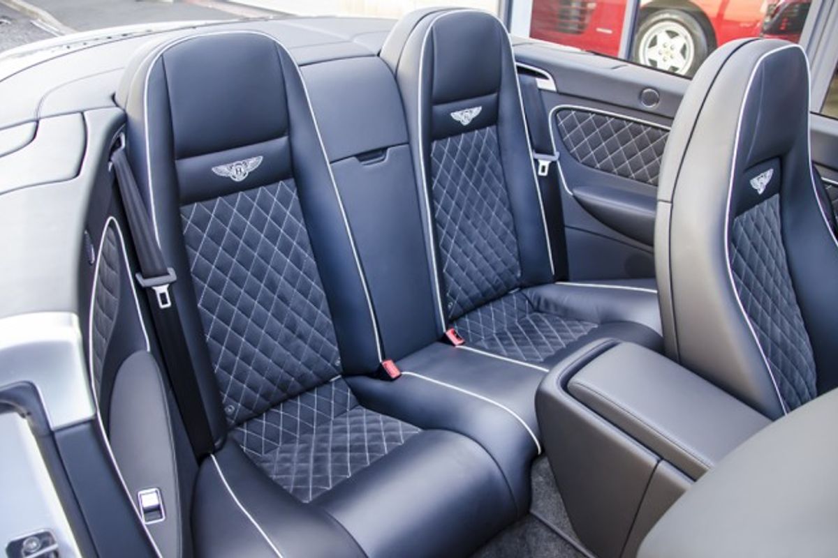 BENTLEY CONTINENTAL GTC CONVERTIBLE 6.0 W12 Supersports Auto