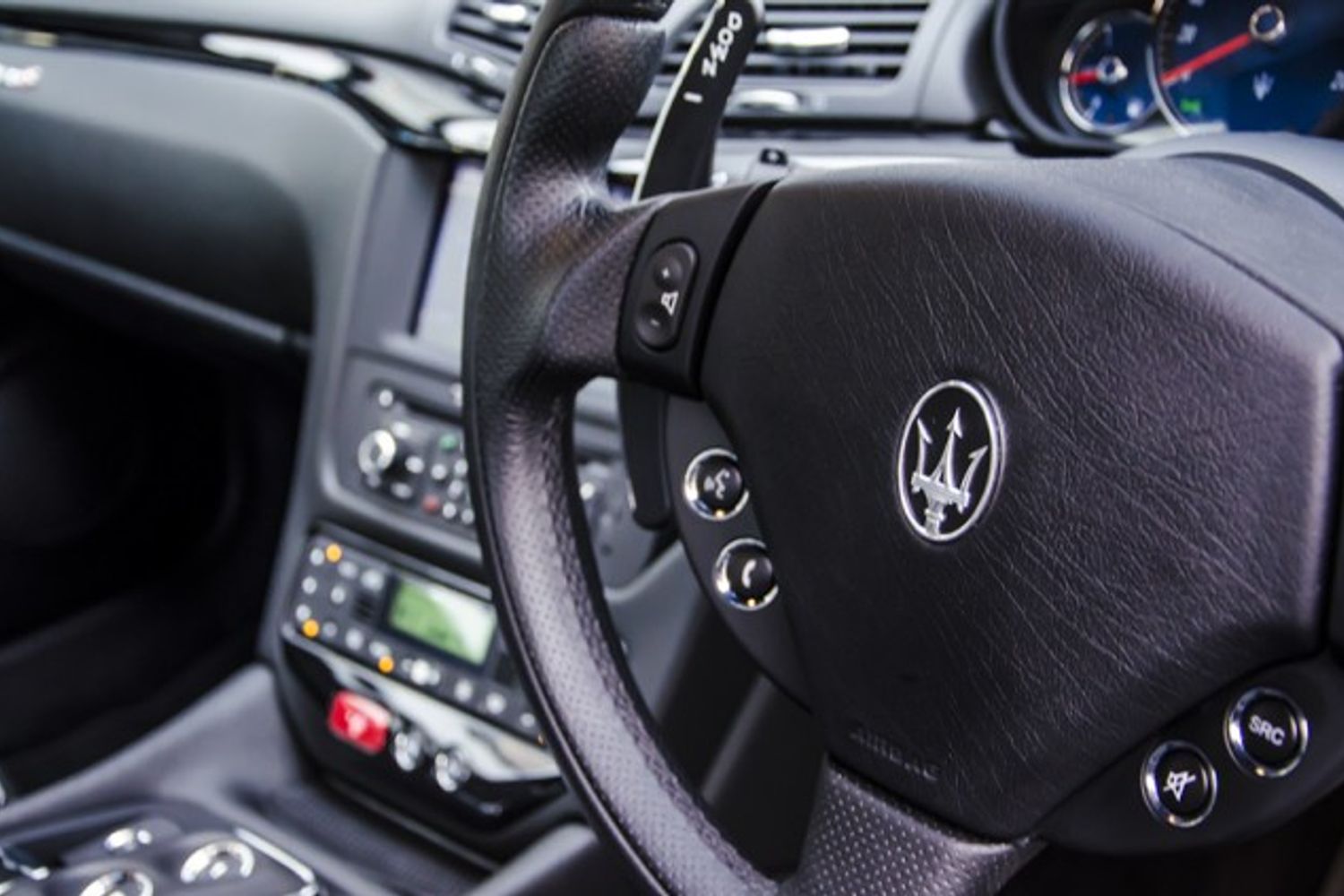 MASERATI GRANTURISMO COUPE V8 S MC Shift