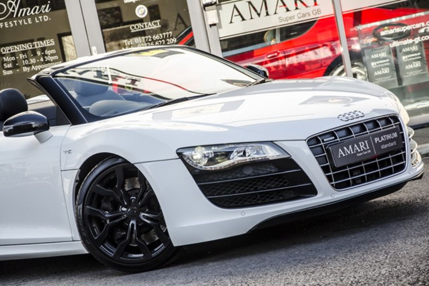 AUDI R8 SPYDER 5.2 FSI Quattro