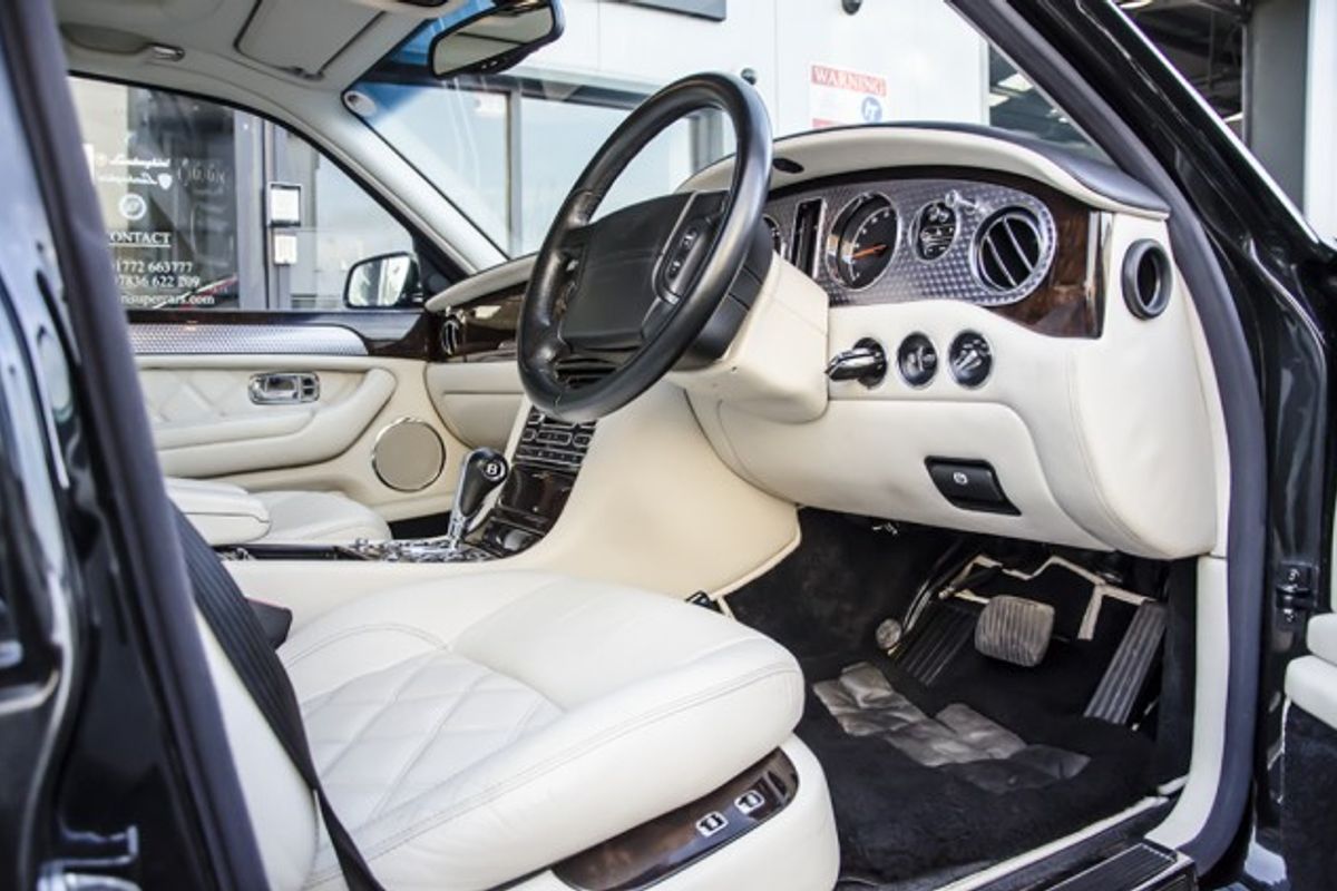 BENTLEY ARNAGE SALOON Arnage T Auto
