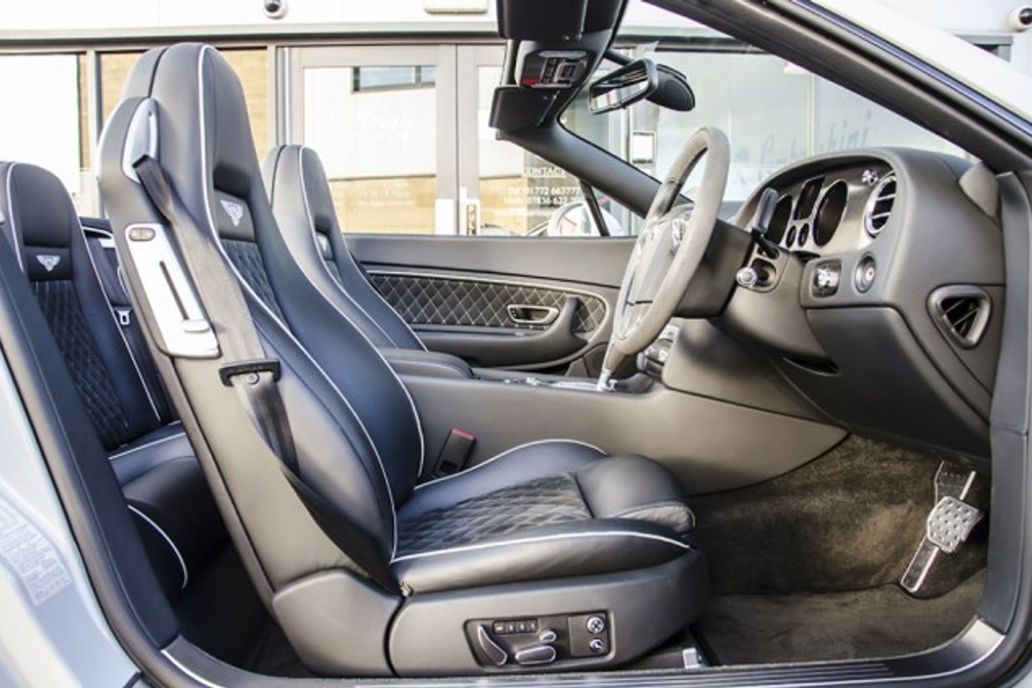 BENTLEY CONTINENTAL GTC CONVERTIBLE 6.0 W12 Supersports Auto
