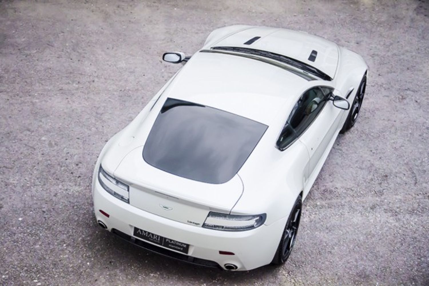 ASTON MARTIN V8 VANTAGE COUPE 2dr Sportshift