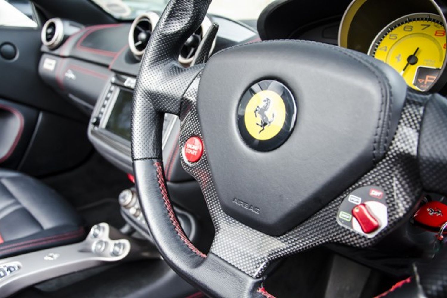 FERRARI CALIFORNIA CONVERTIBLE 2+ F1