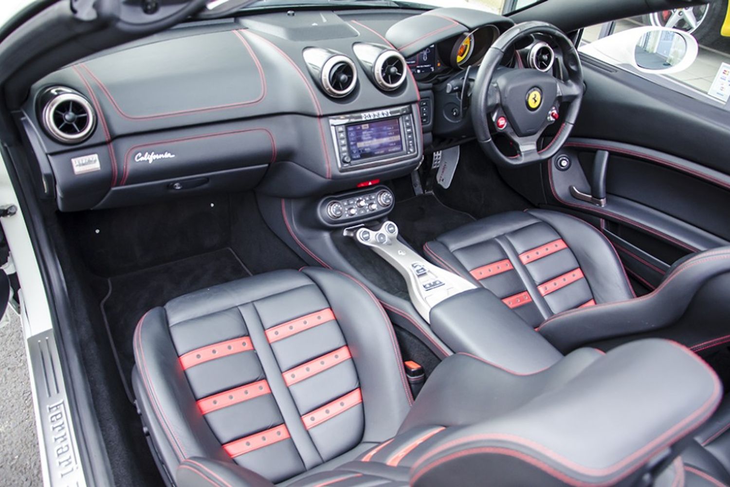 FERRARI CALIFORNIA CONVERTIBLE 2+ F1