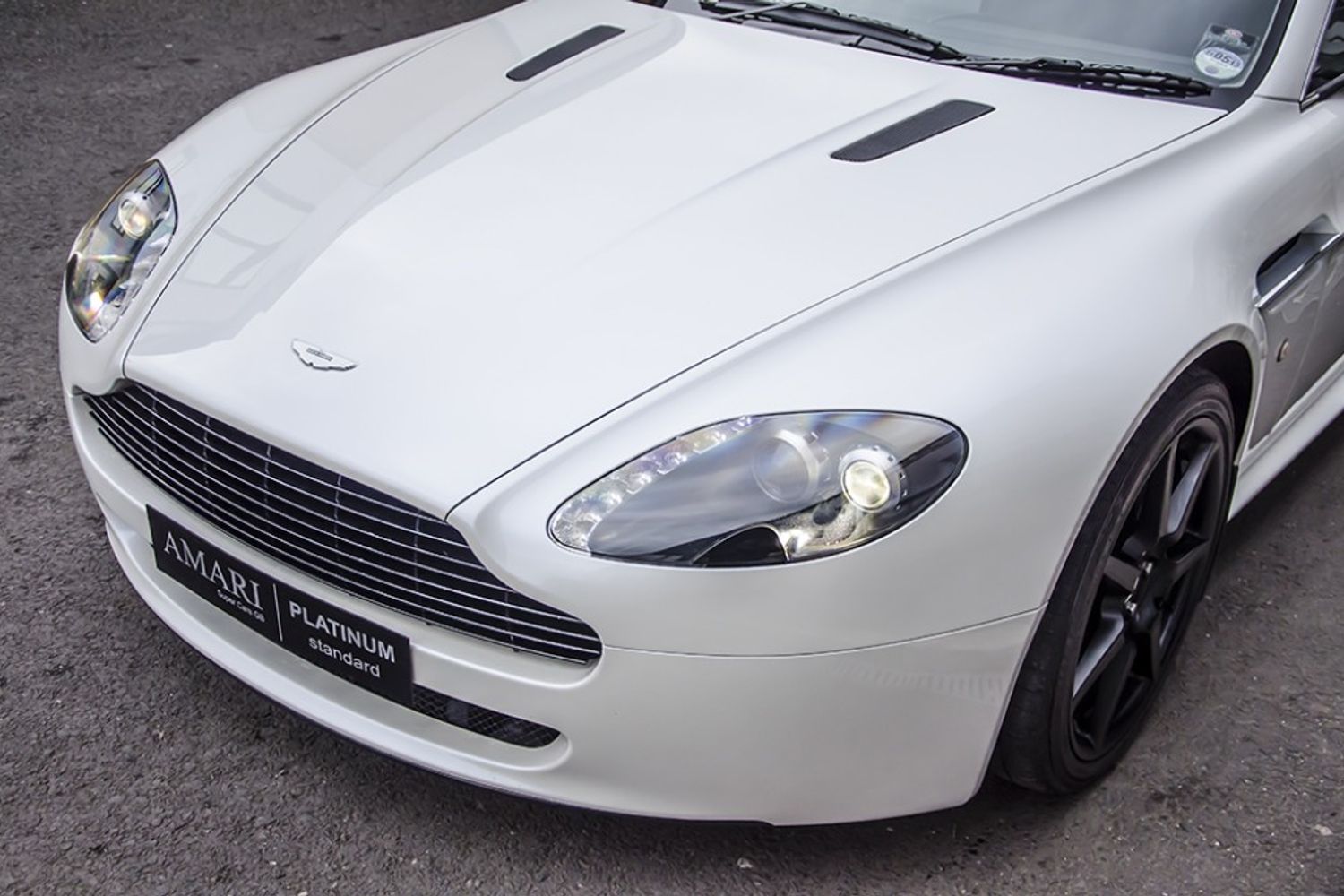 ASTON MARTIN V8 VANTAGE COUPE 2dr Sportshift