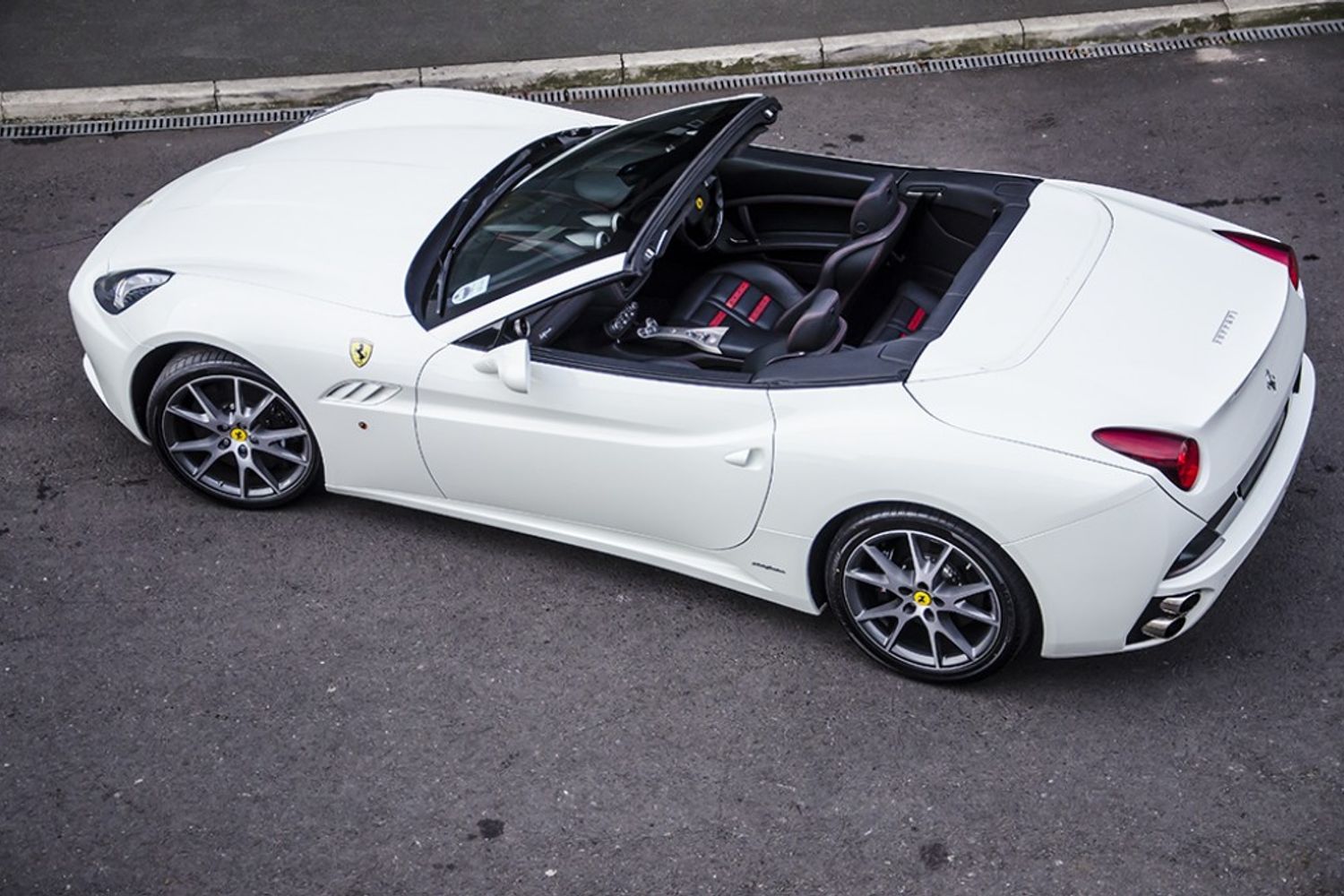 FERRARI CALIFORNIA CONVERTIBLE 2+ F1