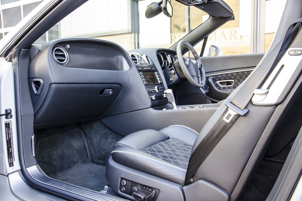 BENTLEY CONTINENTAL GTC CONVERTIBLE 6.0 W12 Supersports Auto