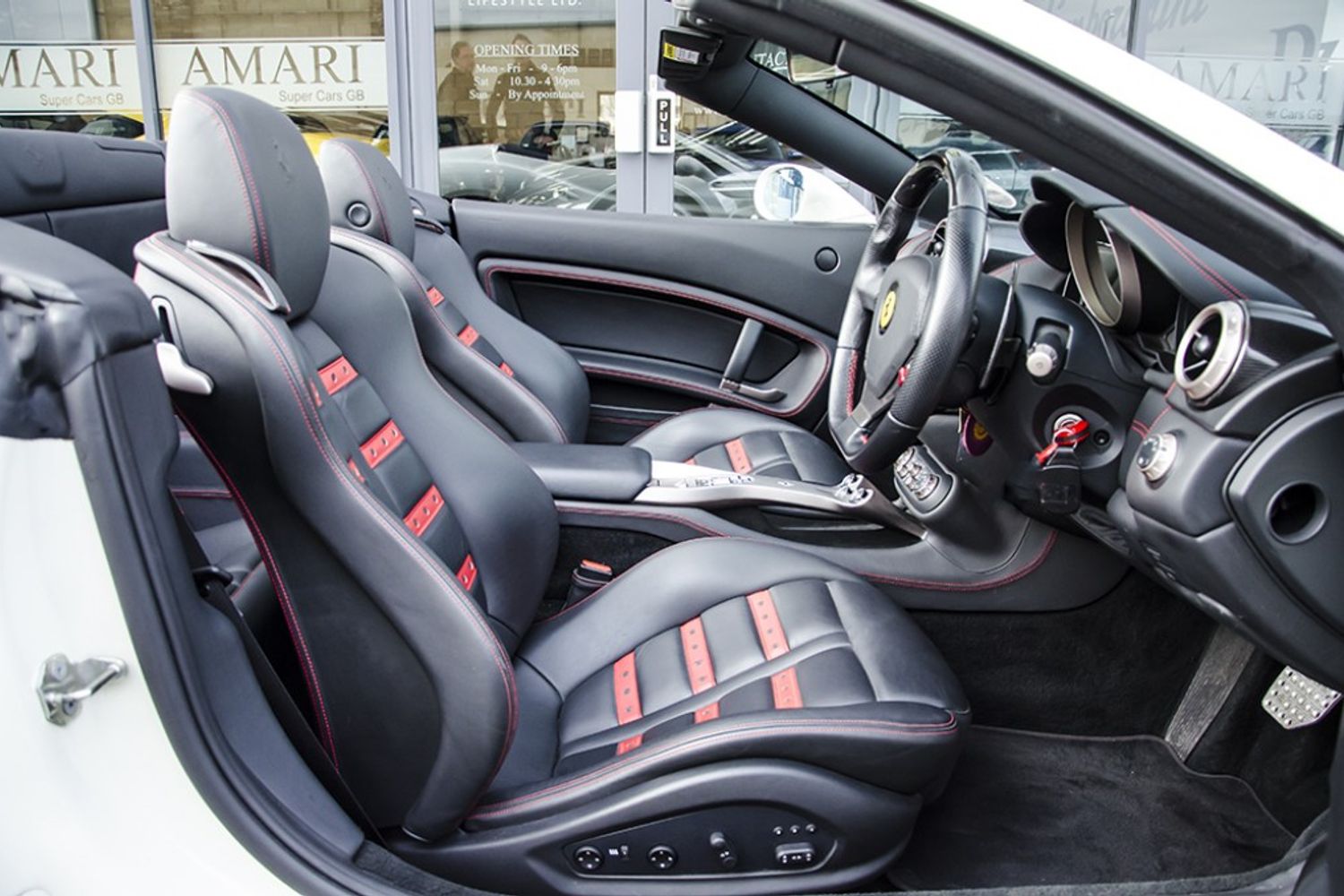 FERRARI CALIFORNIA CONVERTIBLE 2+ F1