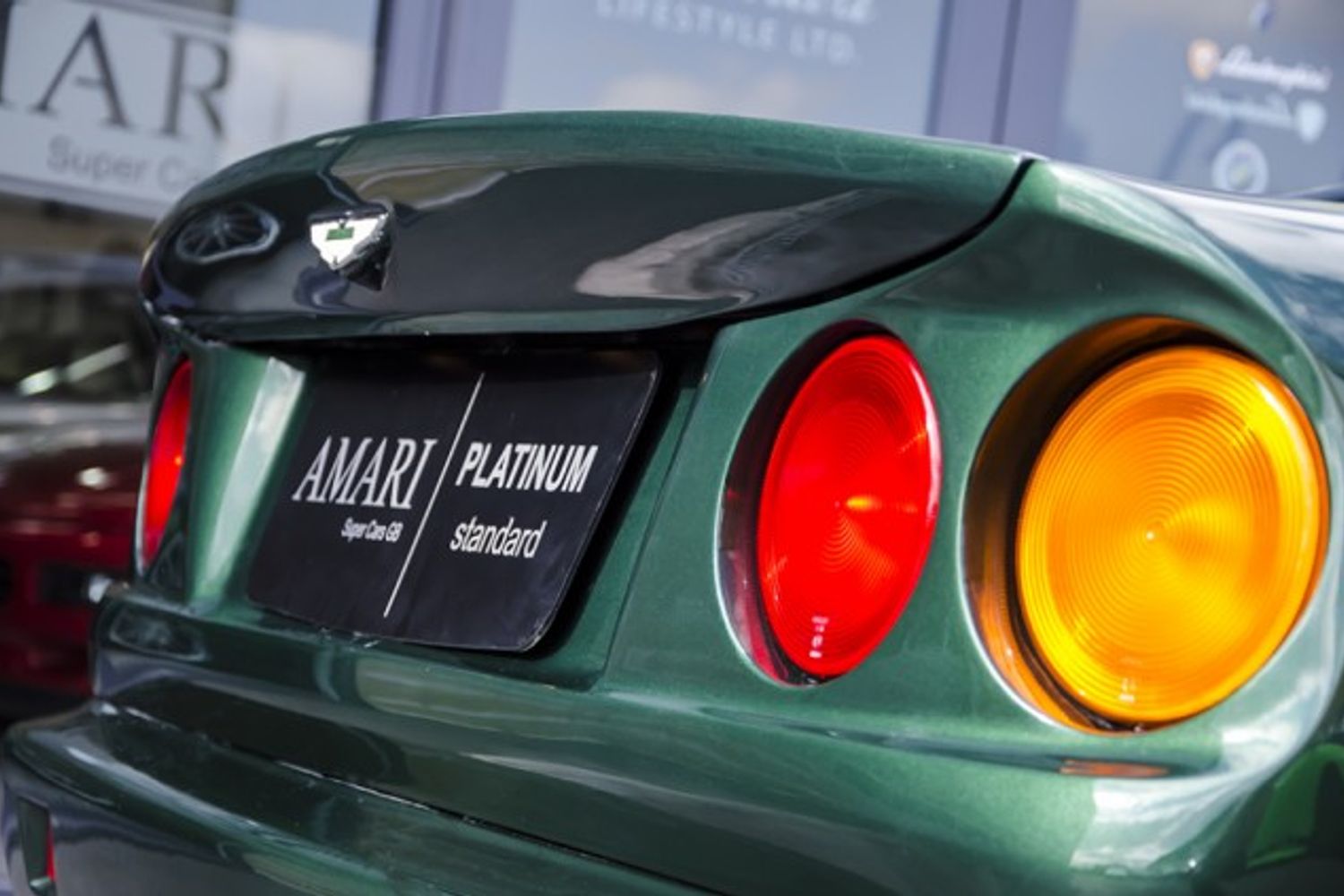 ASTON MARTIN Virage Vantage 550 Supercharged