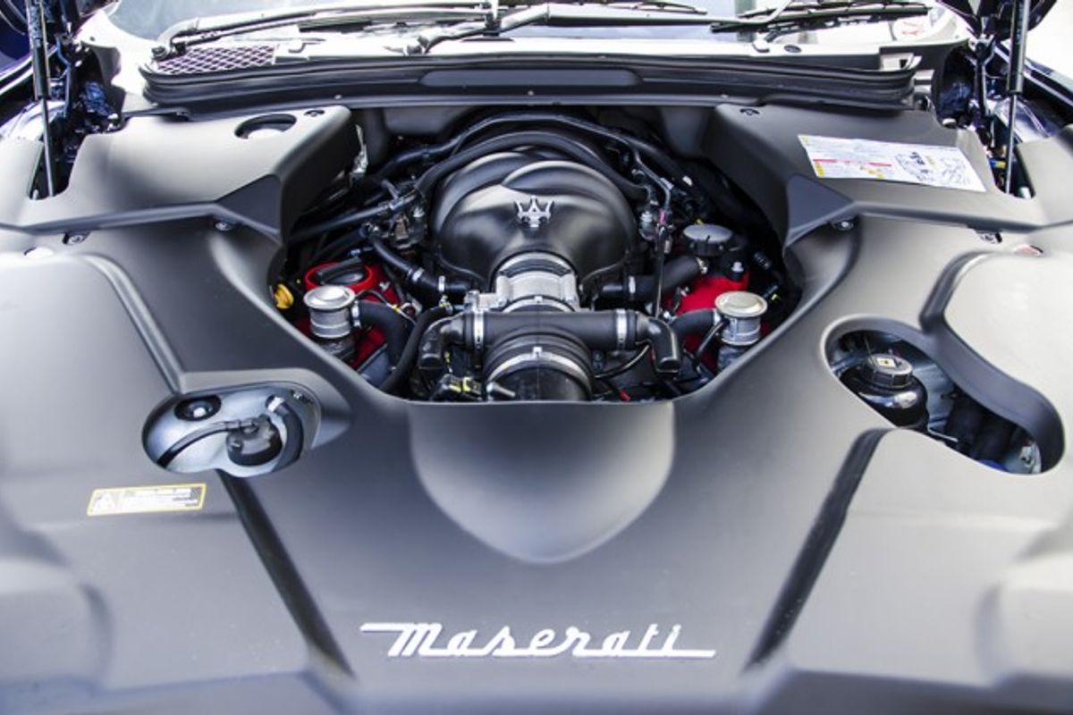 MASERATI GRANTURISMO COUPE V8 S MC Shift