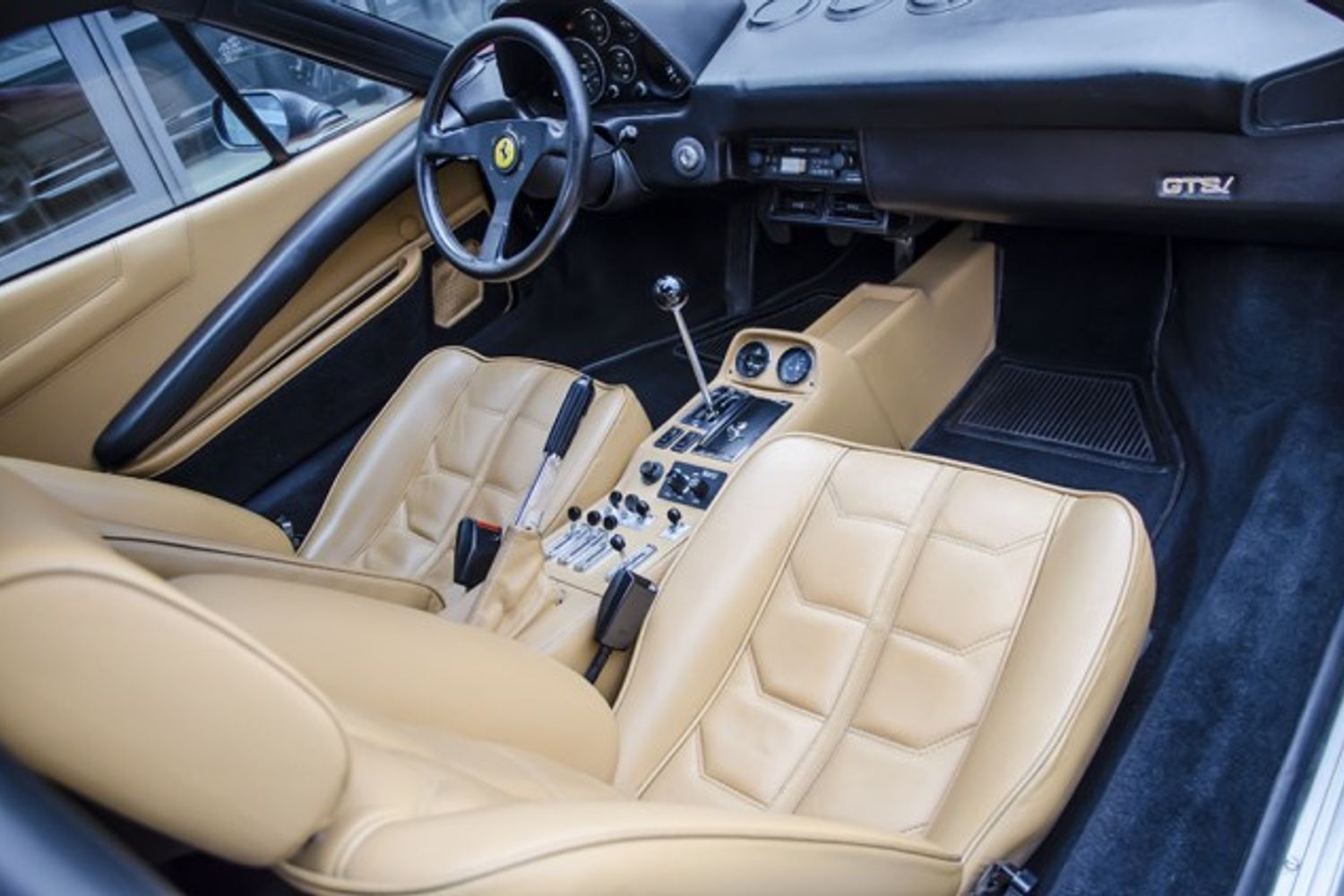 FERRARI 308 COUPE QV