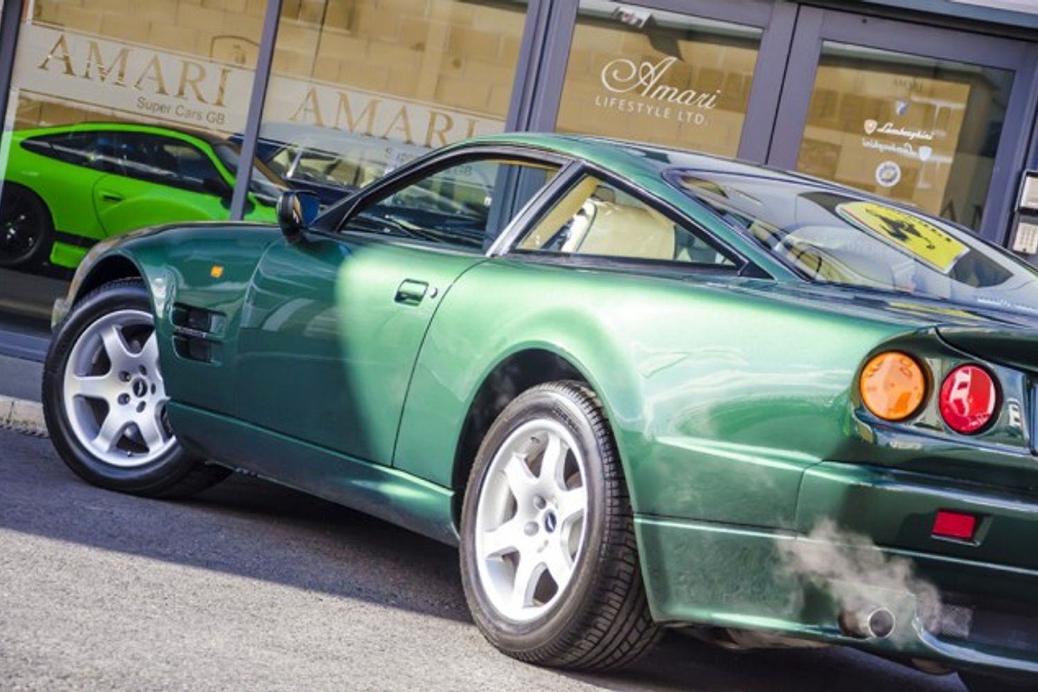 ASTON MARTIN Virage Vantage 550 Supercharged
