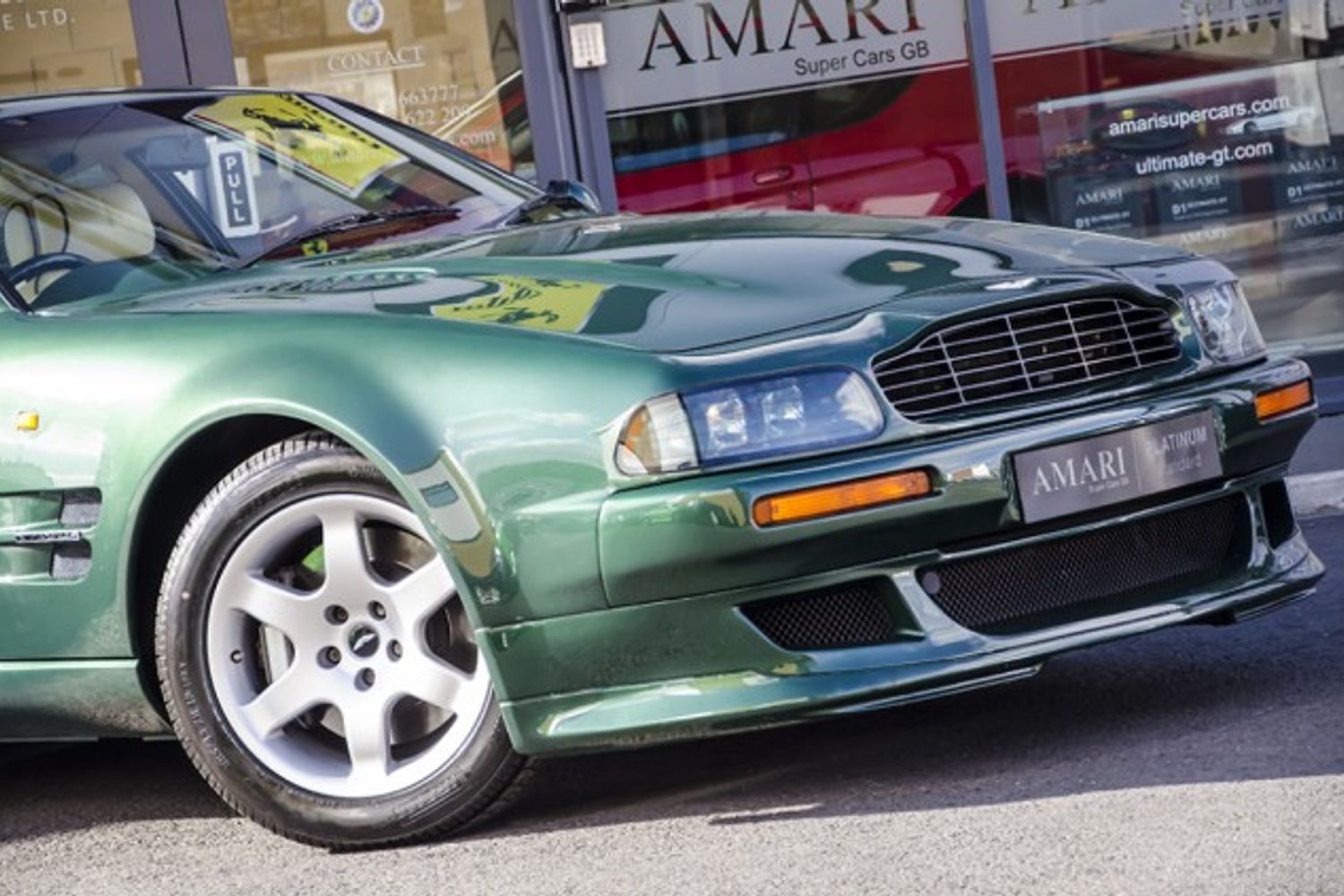 ASTON MARTIN Virage Vantage 550 Supercharged