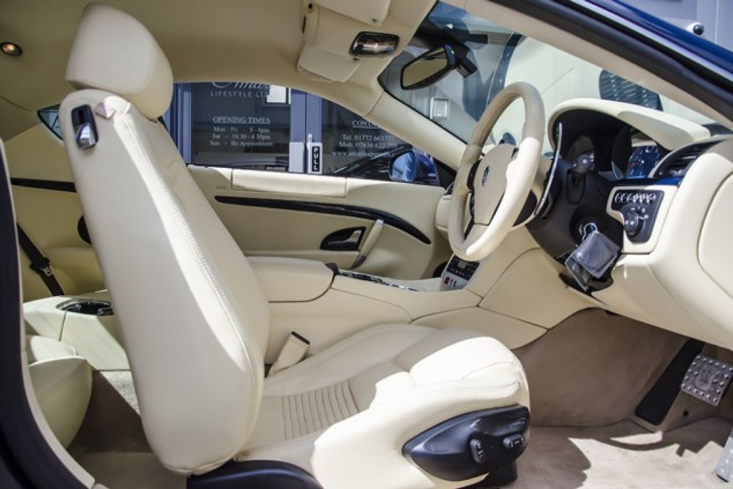MASERATI GRANTURISMO COUPE V8 S MC Shift