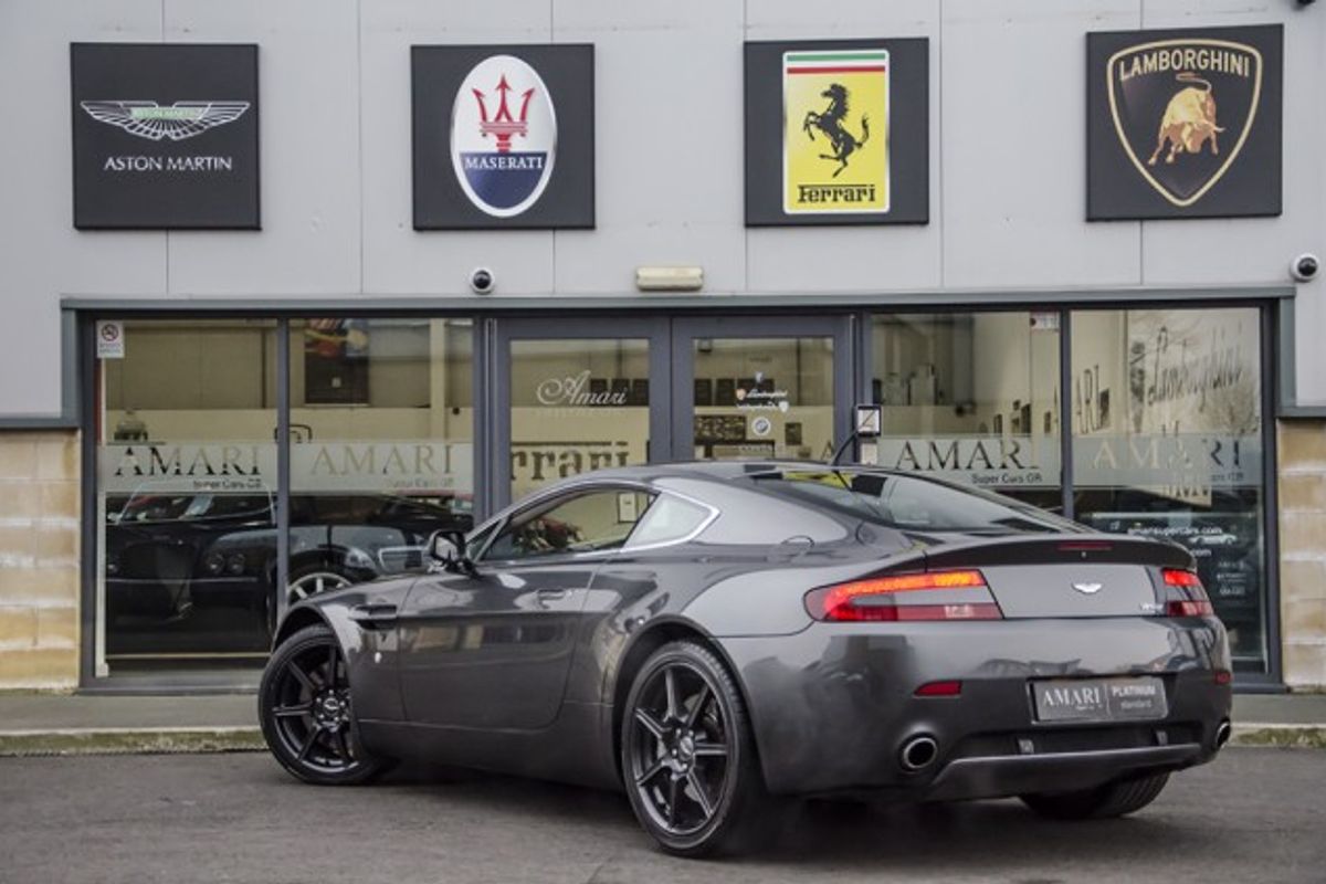 ASTON MARTIN V8 VANTAGE ROADSTER 2dr Sportshift