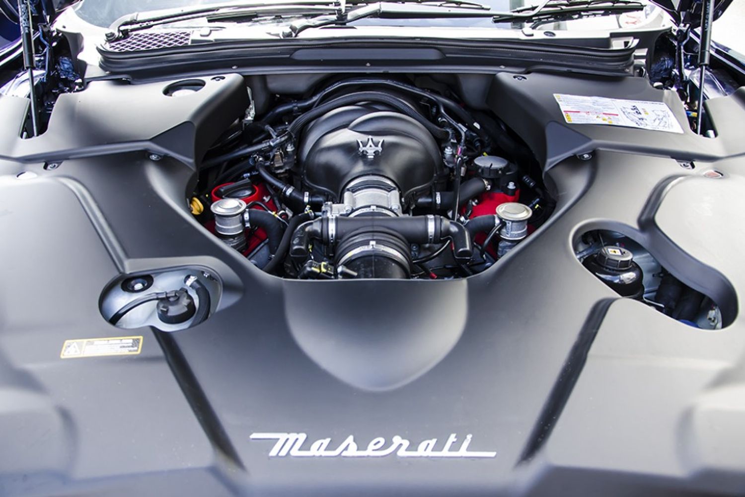 MASERATI GRANTURISMO COUPE V8 S MC Shift