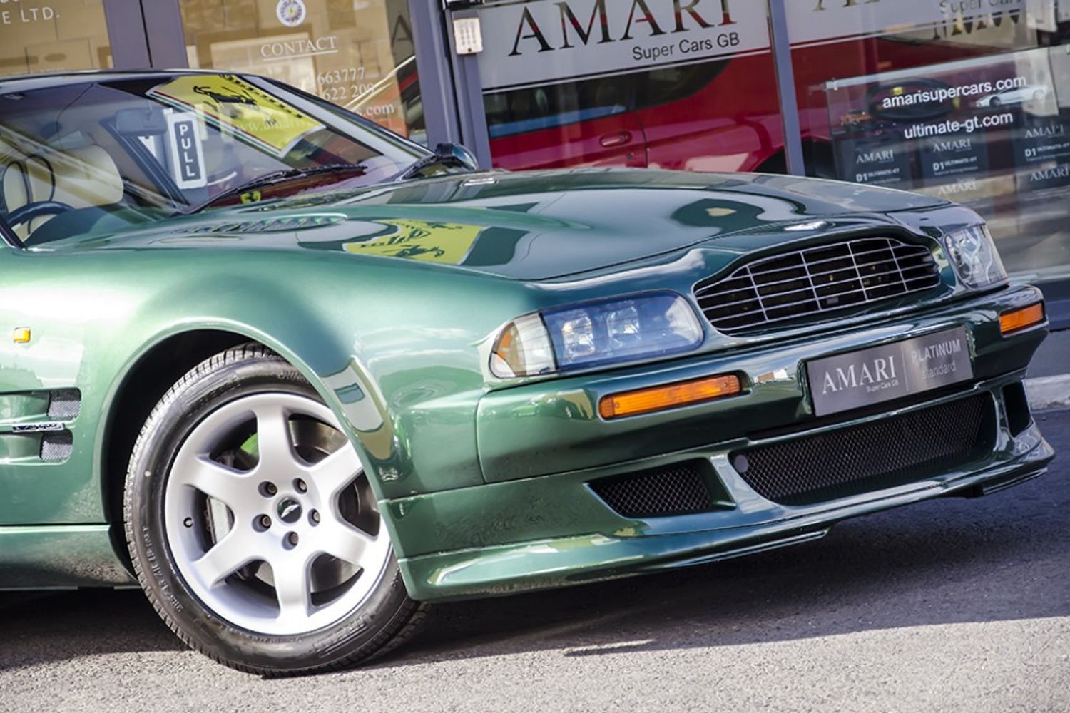 ASTON MARTIN Virage Vantage 550 Supercharged